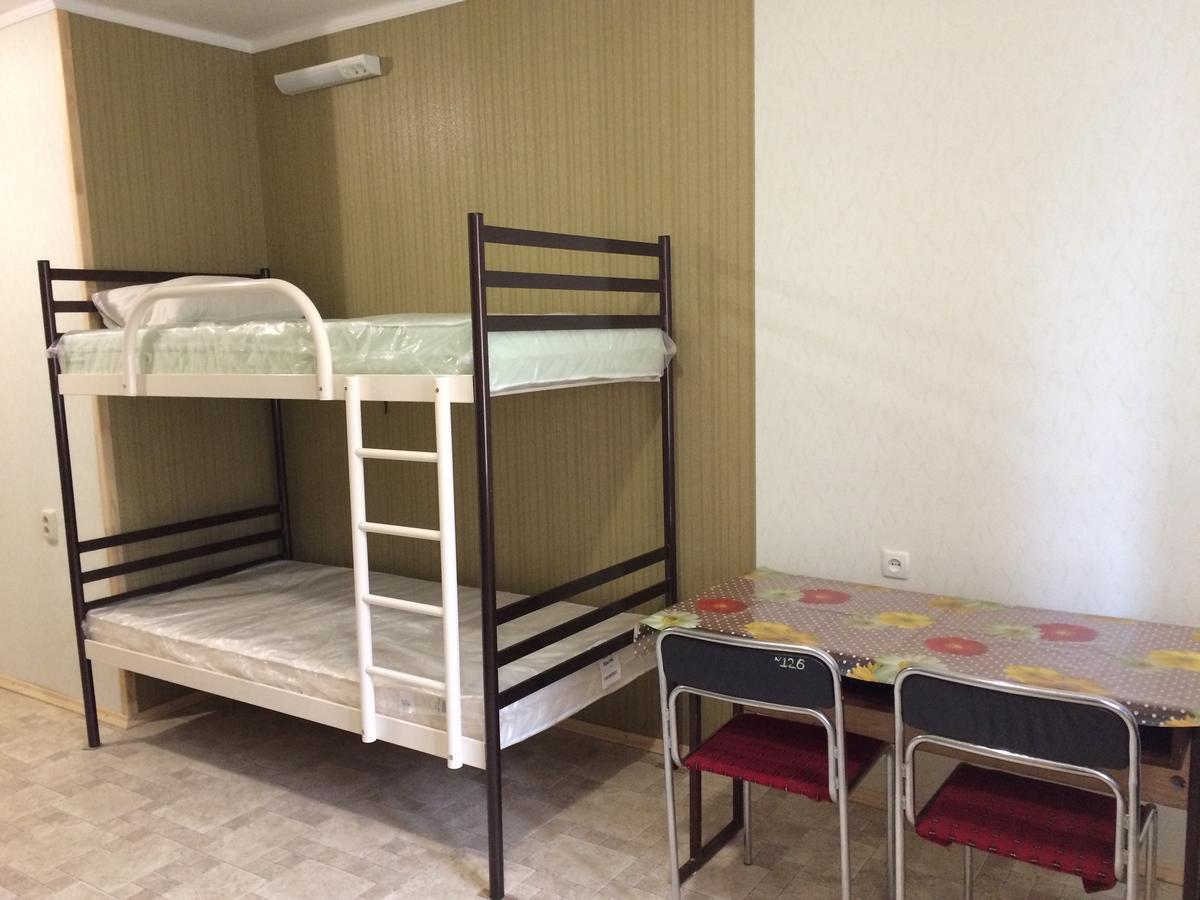 Hostel - Avaliani Street Zaporizhia Exterior photo